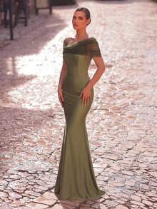 Aureia 优雅浪漫时尚的绿色弹力网纱拼接褶皱鱼尾裙摆礼服，适合派对、婚礼宾客、绿色礼服以及时尚优雅的伴娘礼服。 - 橄欖綠 - 查看 5