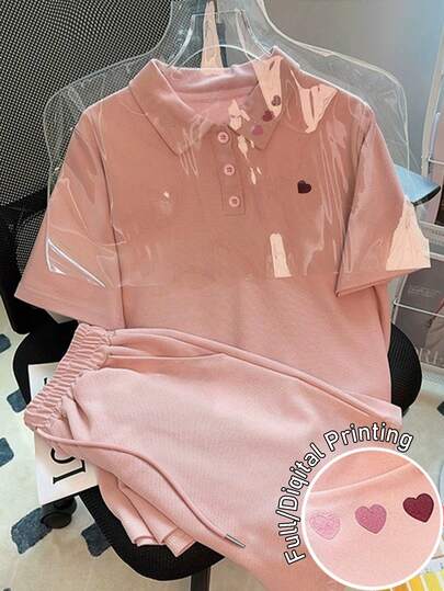 Resyla Completo casual da donna con top a maniche corte con colletto polo e stampa a cuori + pantaloncini con tasche laterali, stile dolce per l'uso quotidiano estivo