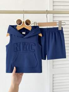 SHEIN 2件組 幼童嬰兒男童深藍色夏季休閒海灘套裝 NYC字母壓紋無袖連帽T恤&彈性腰針織短褲 6M-3T - 藏蓝色 - 查看 1