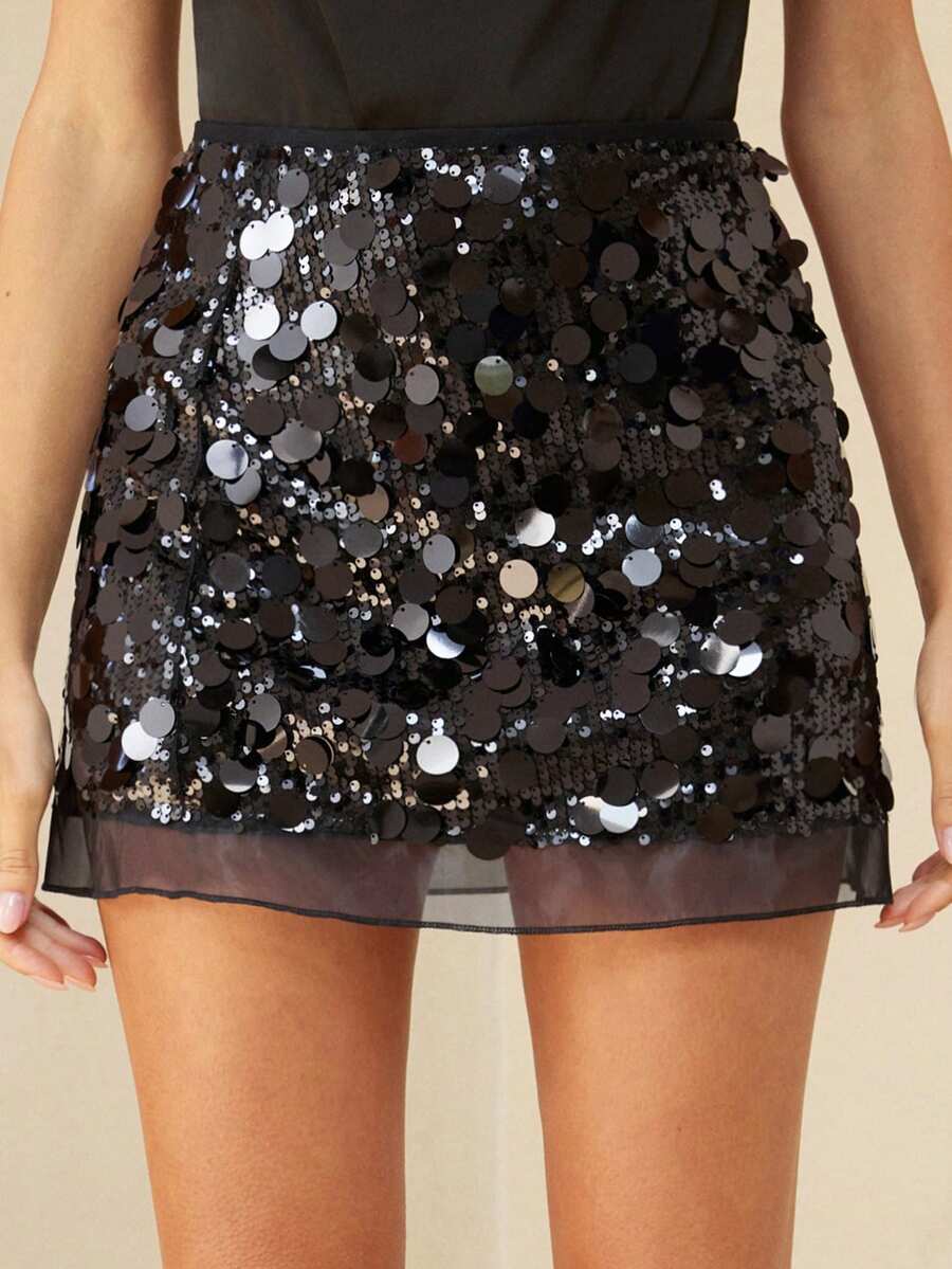 Aveloria Rosie Fashionable Sequin Embellished A-Line Mini Skirt, Versatile Party Wear, European And American Style, Autumn/Winter - Black - View 1