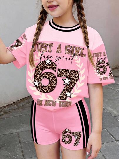 Conjunto de camiseta de manga corta y pantalones cortos de estilo deportivo universitario de color rosa con contraste, estampado de leopardo rosa retro y estrellas 67, estilo minimalista casual para niña preadolescente, adecuado para el verano