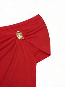 Franclia Women's Asymmetric Neck T-Shirt With Twisted Metal Decor - Red - View 4