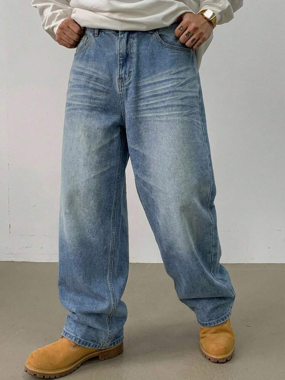 Men's Blue Washed Distressed Long Denim Jeans, Suitable For Spring And Autumn