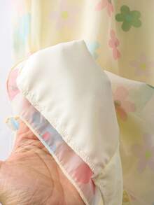 Đầm chữ A cổ bẻ màu hồng in hoa cho bé gái (cỡ nhỏ) với thiết kế nơ. - Nhiều màu - Xem 6