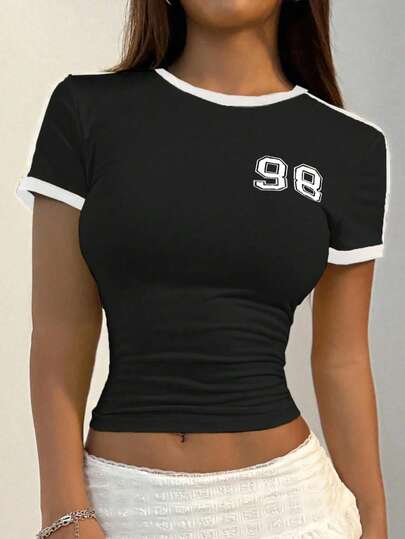 Flirla 大码女式修身T恤，饰有撞色装饰边、数字/字母印花、修身圆领、图案T恤，女式上衣。