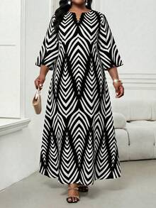 SHEIN Lady Vestido estampado de moda para talla grande para uso diario - Blanco y Negro - Ver 1