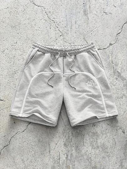 EVRINFINITE Manfinity Streetrush Men's Young Street Fashion Letter Pattern Print Drawstring Waist Shorts, English Letter Print Contrast Ribbon Splicing Design. Men's Shorts, Men's Casual Pants. Suitable For Daily Wear, Going Out, Sports And Leisure, School, Party, Music Festival, Leisure. Can Be Used As A Gift For Friends, Boyfriends,,Sports Shorts