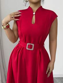 Elenzga 大码女装春夏法式浪漫西西里风优雅休闲通勤度假下午茶情人节派对纯色心形领无袖褶皱腰侧搭扣腰带喇叭下摆口袋长裙 - 紅色 - 查看 4