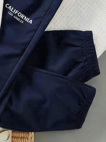 SHEIN Streecool Kids 两件套男童老鹰印花圆领短袖T恤和短裤，休闲套装 - 藏蓝色 - 查看 6