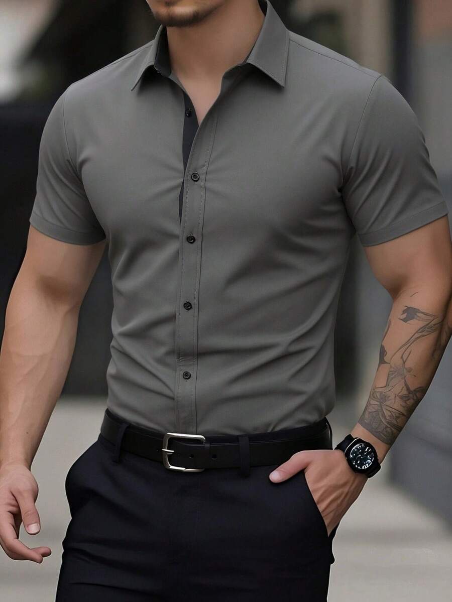 Manfinity Mode 男士休閒工作通勤短袖鈕扣式正式襯衫,男士正裝襯衫,儀式適用 - 深灰色 - 查看 1