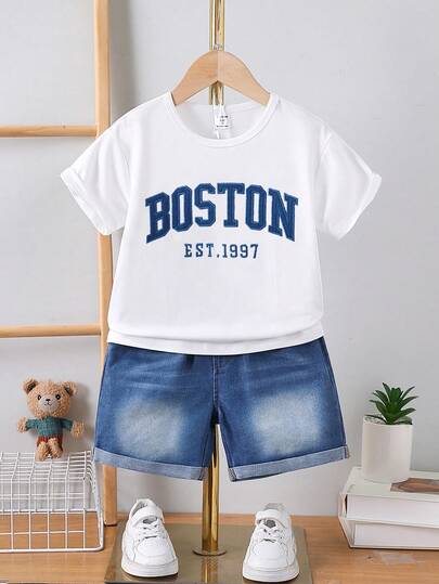 SHEIN Set de 2 piezas de camiseta de manga corta y pantalones cortos casuales para niño pequeño con bordado de oso de mezclilla, adecuado para uso diario, deportes, escuela, exterior, verano
