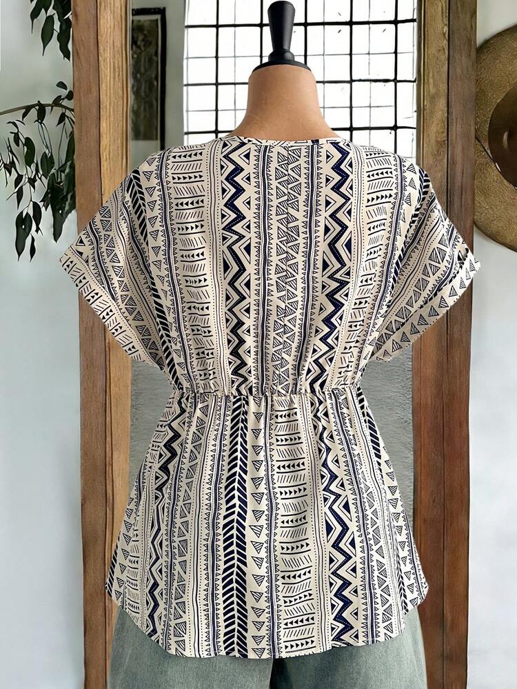 Plus Size Women Geometric Print Round Neck Blouse,Casual Blouses For Women,Summer Holiday Outfits ,Casual Blouses For Women
