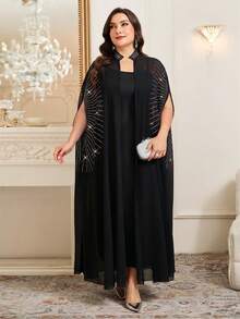 SHEIN Clasi Vestito canotta tinta unita e cardigan aperto davanti casual, completo da 2 pezzi, taglie comode per donna - nero - Visualizzare 5