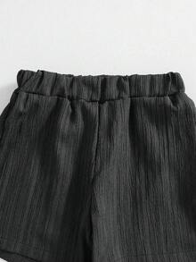 SHEIN Genkimix Kids Bộ 2 món áo sơ mi ngắn tay và quần short kiểu học sinh thường ngày cho bé trai, thoải mái khi mặc hàng ngày, thích hợp cho các hoạt động dã ngoại mùa hè và đi học. - màu đen - Xem 7