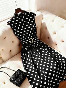 Franclia 女士时尚无袖V领波点印花腰带A字长裙，情人节及约会之夜风格 - 黑色 - 查看 1