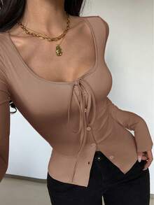 Glamine Áo thun nữ dài tay cổ tròn, màu trơn, co giãn, buộc dây, có cúc trang trí, kiểu dáng gợi cảm, đa năng. - Màu Khaki - Xem 3