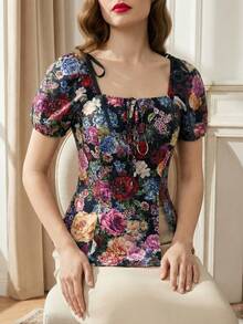 Suri Mira Elegancka damska bluzka w stylu vintage z bufiastymi rękawami, kwadratowym dekoltem i wiązaniem z przodu, z kwiatowym nadrukiem, idealna na lato, wiosnę, Walentynki, karnawał, wyjścia na plażę, imprezy, urodziny, wakacje, strój codzienny i ukończenie szkoły - Wielokolorowe - Zobacz 1