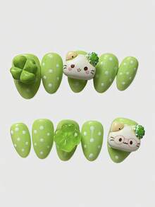 màu xanh lá