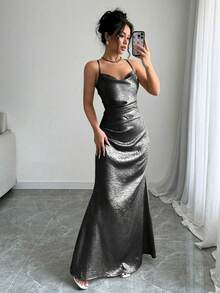 Rafferiza 金属质感深V领吊带派对优雅连衣裙，适合新年假日派对穿着，女士长款套装 - 灰色 - 查看 5
