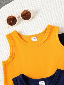SHEIN Playful Pals Paquete de tops sin mangas de cuello redondo con rayas y unicolor básicos para niños pequeños, para el verano - Multicolor - Ver 6