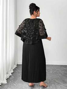 SHEIN PETITE CURVE Plus Size Women Applique Decor Round Neck Elegant Pleated Hem Dress - Black - View 2