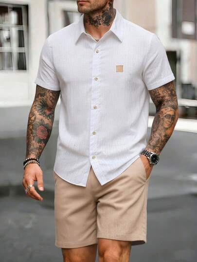 Manfinity Homme Conjunto de verano de 2 piezas talla grande para hombre, camisa transpirable y ligera con pantalón corto con cordón, estilo caballero vintage para playa, boda, fiesta, viaje, regalo del Día del Padre para esposo, papá, novio, cómodo y versátil