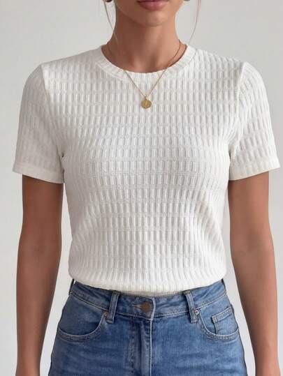 Ritzy Row 女士纯色圆领短袖休闲纹理T恤，夏季上衣。适合外出、通勤、工作、上学等场合。优雅清爽，显年轻，尽显女性柔美气质。适合正式和休闲场合。