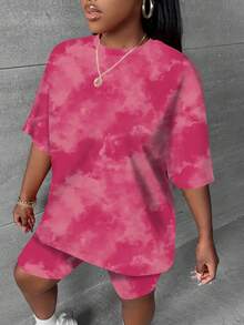 Slaydiva Conjunto informal de 2 piezas de camiseta de manga corta con cuello redondo y pantalones cortos con efecto tie-dye para mujer de talla grande - Rosa Fucsia - Ver 3