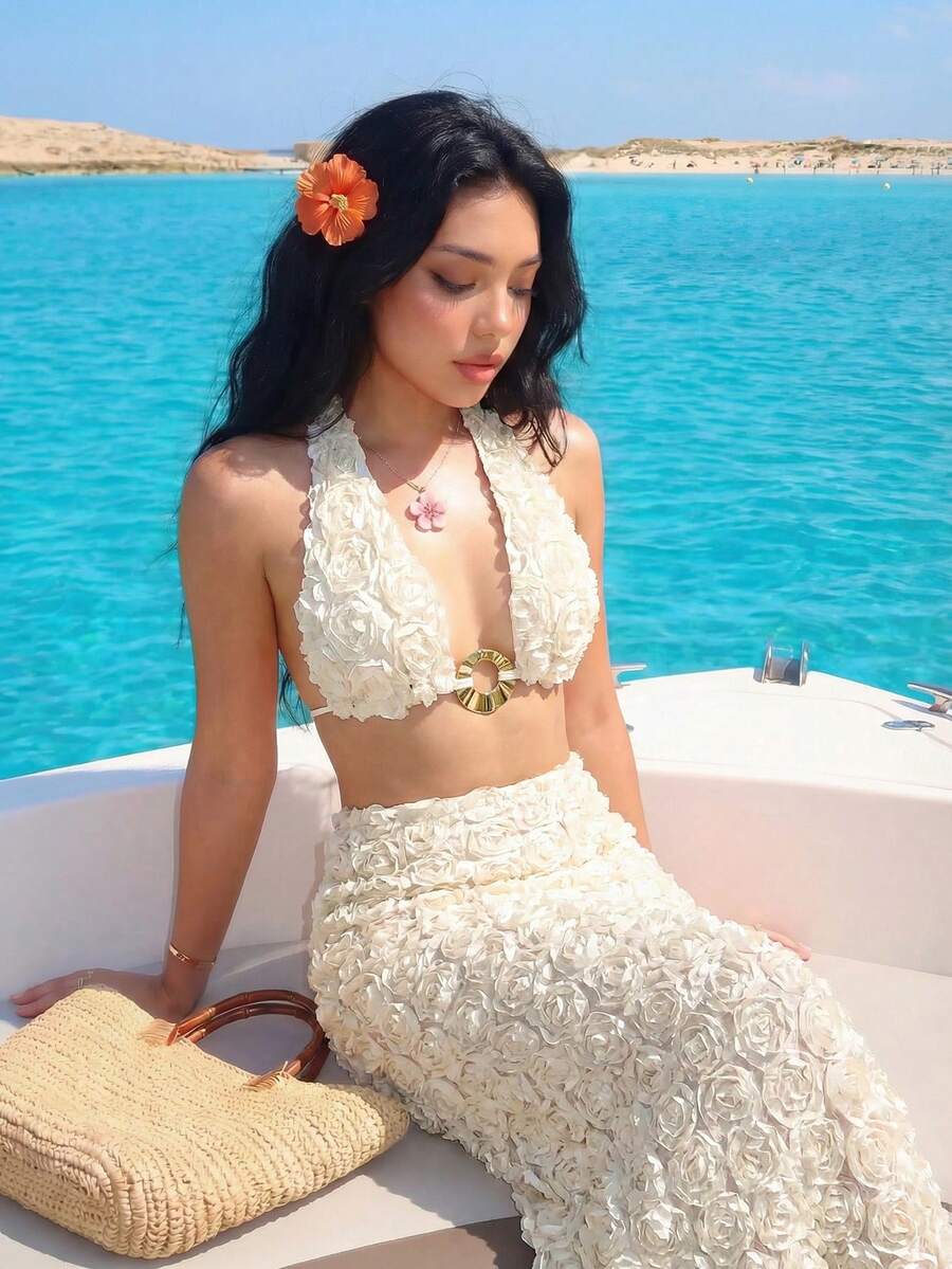 Sweetina Bộ đồ đi biển nữ mới năm 2026, màu trơn, họa tiết hoa 3D, cổ chữ V sâu, gợi cảm, kiểu áo croptop buộc dây cổ, gồm 2 mảnh, thích hợp cho nữ. - Màu be - Xem 1