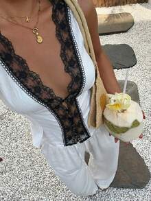 Aloruh Elegant Sexy Contrast Color Lace Patchwork Sleeveless Top, Summer - Beige - View 7