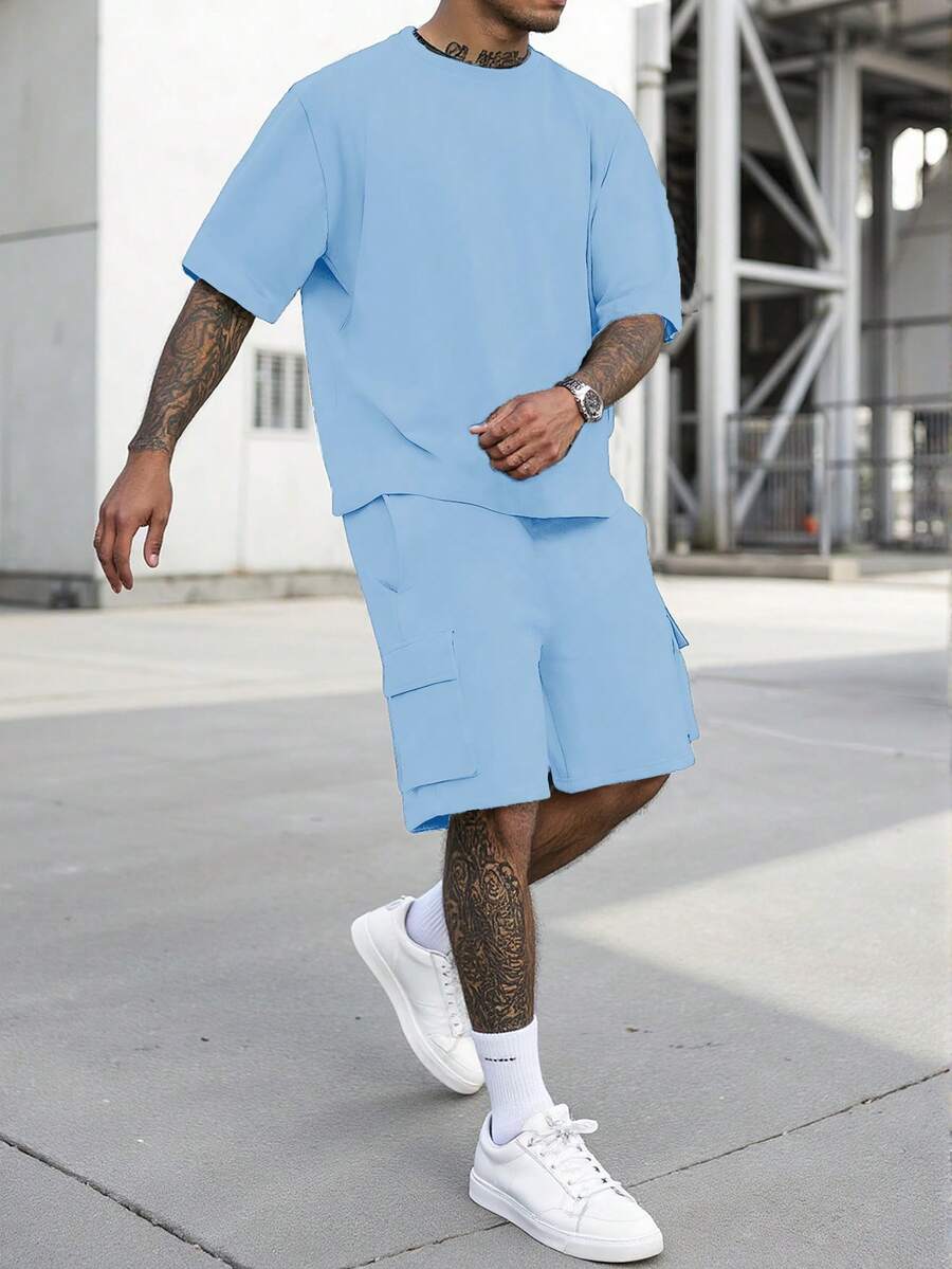 Manfinity Homme Men's Solid Color Crew Neck Short Sleeve T-Shirt And Cargo Shorts Set - Blue - View 1