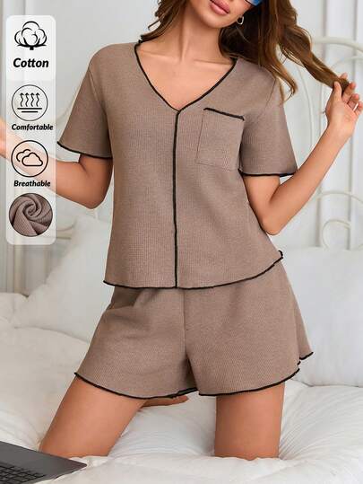SHEIN 2 Pieces Lettuce Hem Detailed Waffle Fabric Relaxed Short And T-Shirt Contrast Piping Detailed Pijama Set