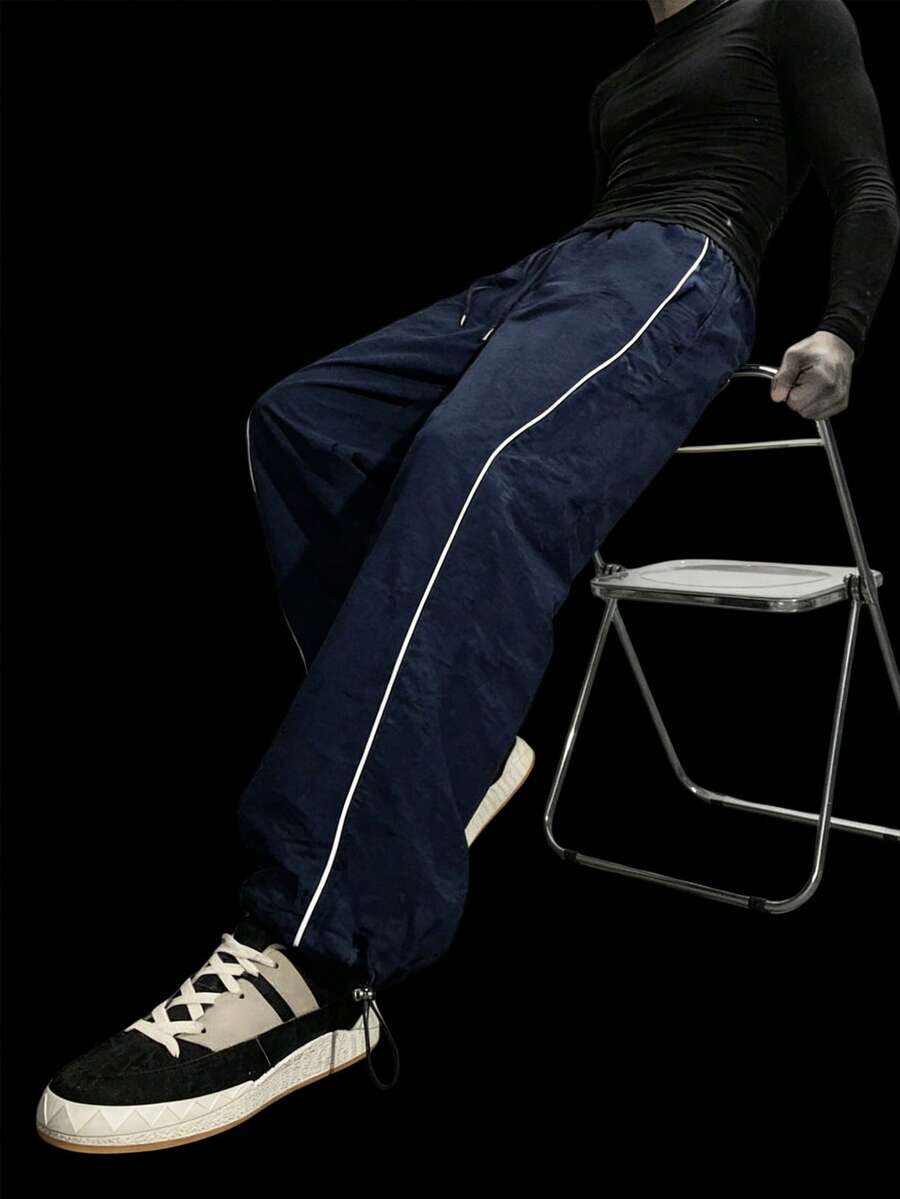 RISE LYT 男士休闲抽绳腰带撞色滚边宽松运动裤风裤降落伞裤宽松健身服尼龙裤运动裤 - 藏蓝色 - 查看 1