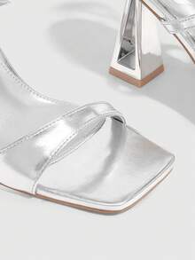 CUCCOO SZL Sandalias de mujer con diseño de hebilla y punta cuadrada de talle alto - Plateado - Ver 10
