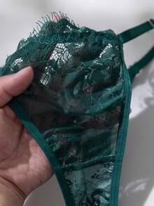 SHEIN Set de 2 piezas de lencería con parches de encaje color rosa rojo, madura y sensual - Verde - Ver 6