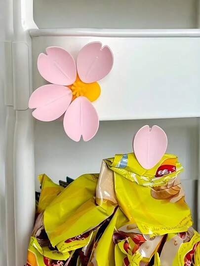 1 set kersenbloesemblaadjes sluitclips, 5 klemmen voor snacks, brood en ander voedsel | Luchtdichte afsluiting voor verpakking | Plastic zakclips | Decoratieve magneten, grappige 3D bloemmagneet voor kantoor, keuken, locker | Keukengadgets | Opberg- en organisatieartikelen voor thuis