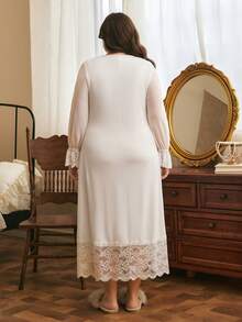 Côtesoire 大码女士撞色蕾丝荷叶边优雅睡裙 - 白色 - 查看 2