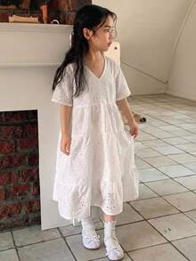 Dazy Kids 女童夏季新款镂空刺绣宽松休闲度假中长连衣裙太阳裙 - 白色 - 查看 4