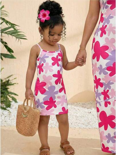 SHEIN Baby Girl Ditsy Floral Knit Casual Strap Dress