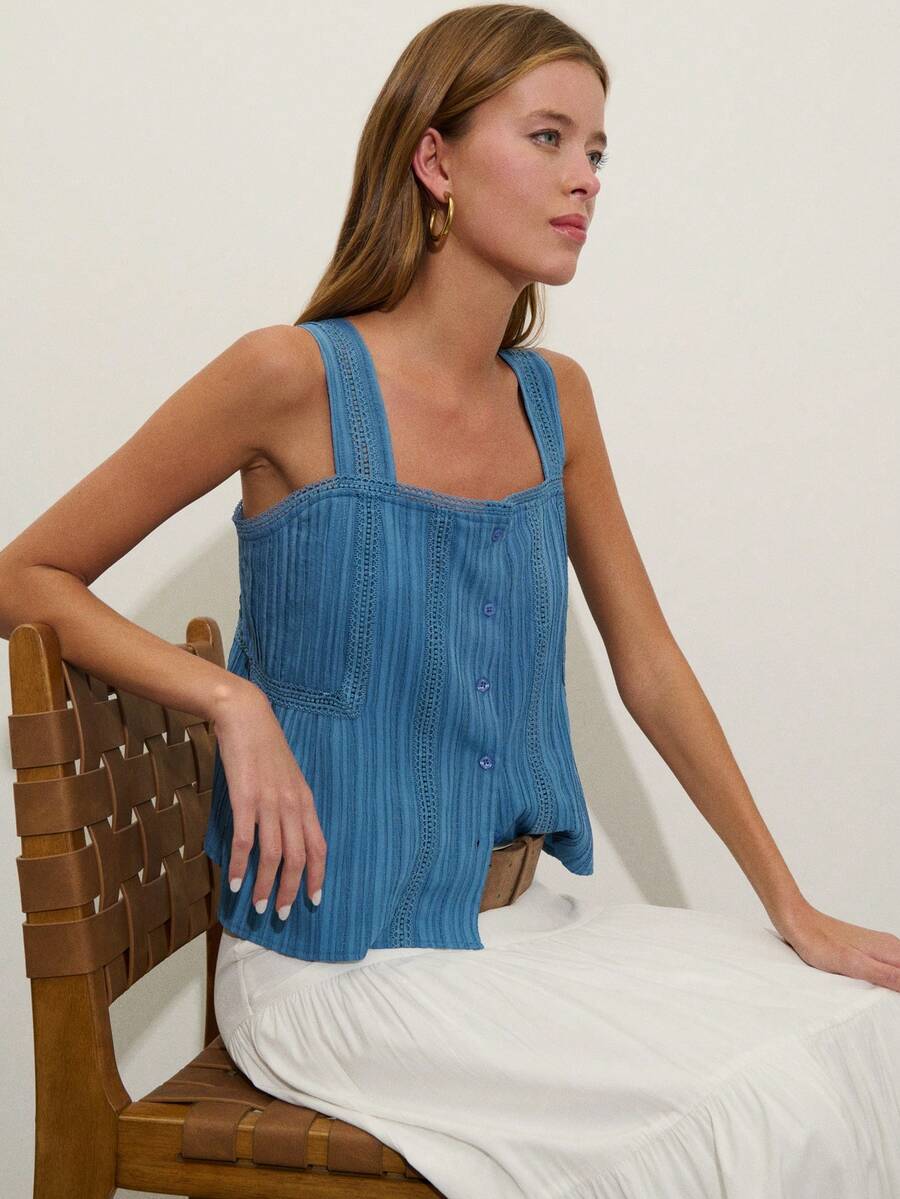 Nöista 无袖荷叶边上衣，宽肩带，方领，前襟纽扣设计。竖条纹蕾丝。适合春季、夏季和音乐节穿着。 - 藍色 - 查看 1