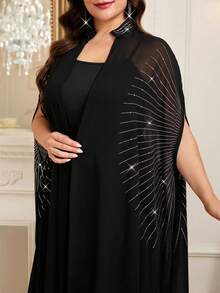SHEIN Clasi Vestito canotta tinta unita e cardigan aperto davanti casual, completo da 2 pezzi, taglie comode per donna - nero - Visualizzare 8