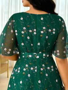 Modelyn Đầm dài nữ tối giản, thanh lịch, cổ tròn, tay phồng, họa tiết hoa thêu giả, thích hợp cho kỳ nghỉ hè và mặc hàng ngày. - Nhiều màu - Xem 8