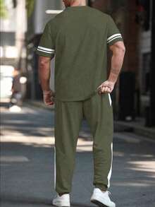 Manfinity Homme Plus Size Men's Numeric Print Short Sleeve T-Shirt And Shorts Casual Set - Olive Green - View 2