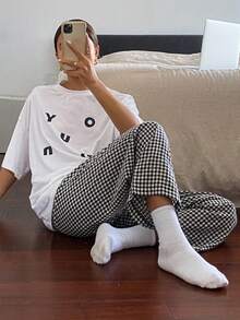 DAZY Minimalist Letter Printed White Top And Plaid Sleep Pants Lounge Set Pajama - White - View 5