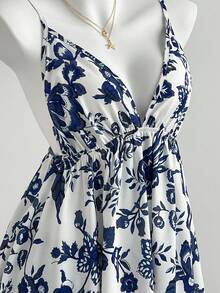 Sweetra Sweetro 女士波西米亚风碎花V领露背迷你连衣裙 - 藍色 - 查看 4