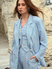 MOTF PREMIUM ÁO KHOÁC NỮ DÁNG RỘNG, HỌA TIẾT GIẢ MẠO VẢI LINEN VÀ DENIM. - Màu xanh lam - Xem 5