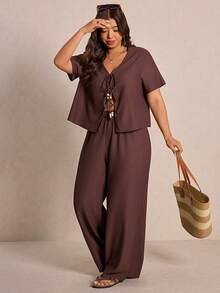 Elaquor 大码纯色V领扭结前襟短袖上衣和裤子休闲两件套 - 咖啡棕 - 查看 1
