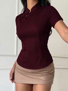 Aloruh 杏色新款中式立领短袖束腰衬衫，春夏新款女装 - 酒紅色 - 查看 5