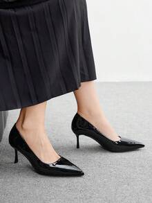 CUCCOO BIZCHIC 女士尖头细高跟鞋，黑色，简约舒适，通勤日常百搭，工作场合亦可穿着。这款高跟鞋气质时尚性感，适合工作、派对、宴会等场合。 - 鏡面黑色 - 查看 5