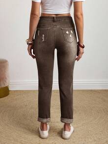 EMERY ROSE Celana Jeans Denim Kasual Ukuran Besar dengan Motif Bunga Bordir dan Tampilan Usang - Coffee Brown - View 2